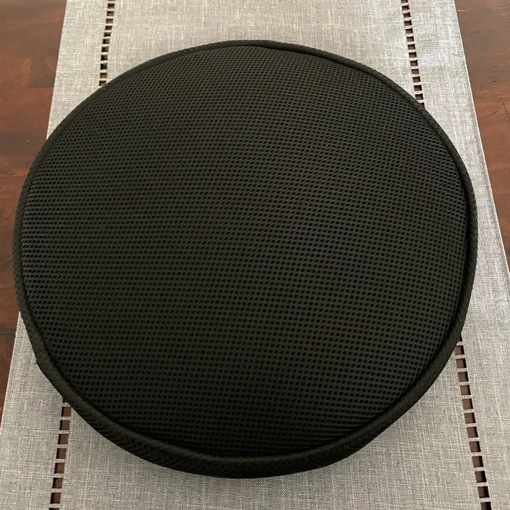 Shinnwa Round Black Stool Cover